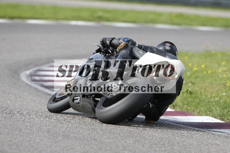 Archiv-2025/53 16.09.2025 Track Day Domi Aegerter ADR/Gruppe rot/12